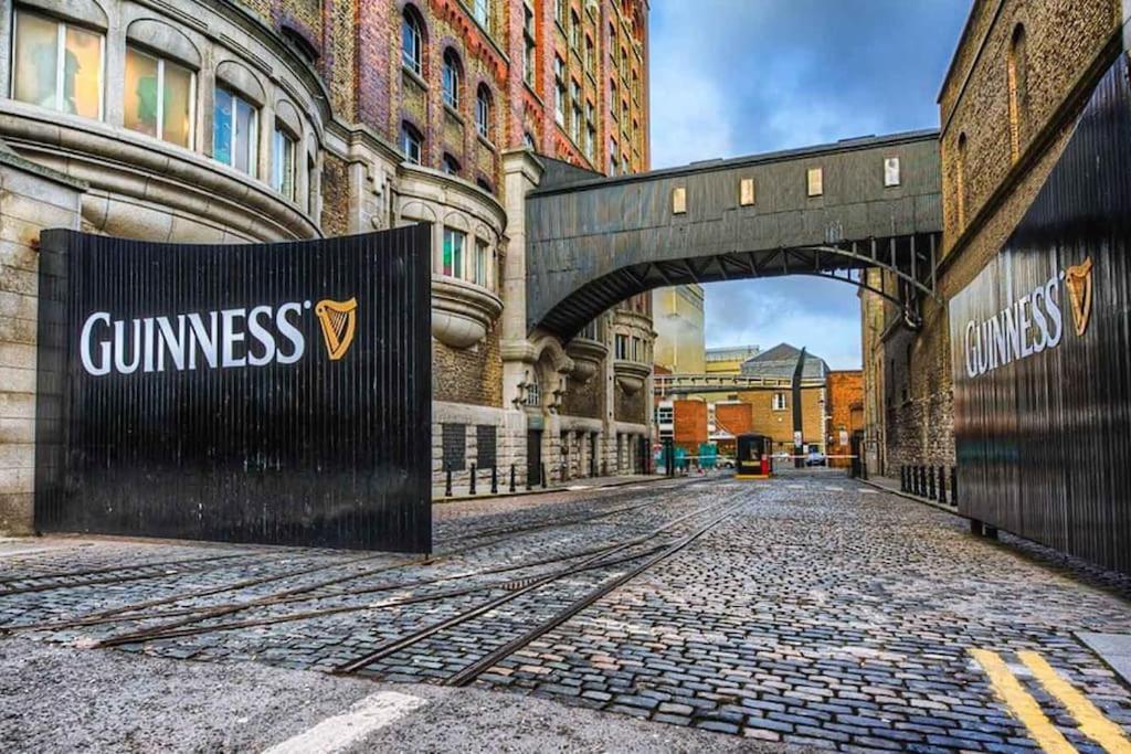 City Walk Apts Dublin Extérieur photo